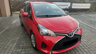 TOYOTA Yaris