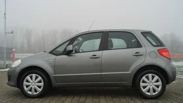 SUZUKI SX4