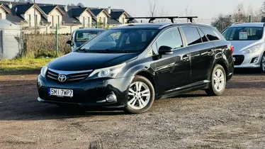 TOYOTA Avensis
