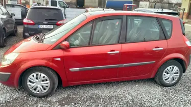 RENAULT Scenic