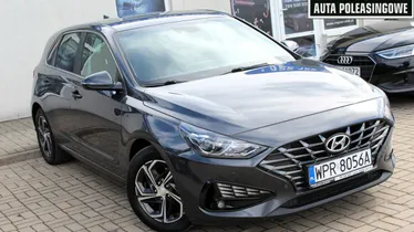 HYUNDAI i30