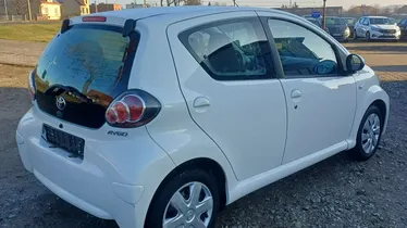 TOYOTA Aygo