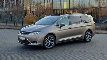 CHRYSLER Pacifica