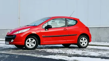 PEUGEOT 207