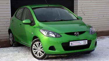 MAZDA 2