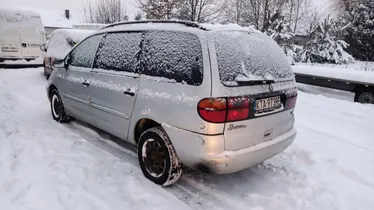 VOLKSWAGEN Sharan