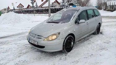 PEUGEOT 307