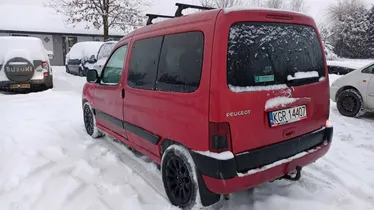 PEUGEOT Partner