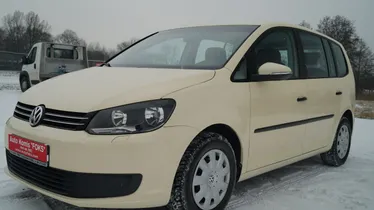 VOLKSWAGEN Touran