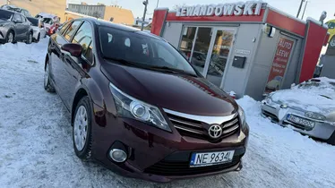 TOYOTA Avensis