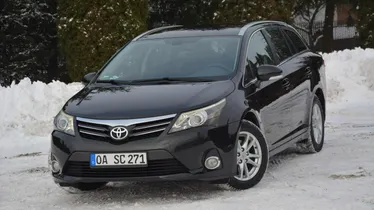 TOYOTA Avensis