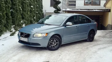 VOLVO S40