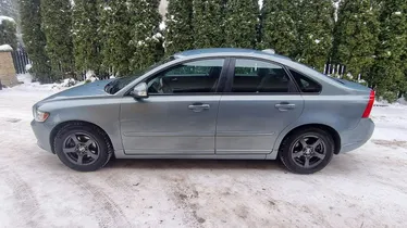 VOLVO S40