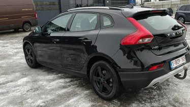 VOLVO V40 Cross Country