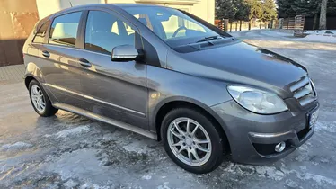 MERCEDES-BENZ B Klasa