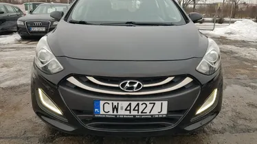 HYUNDAI i30
