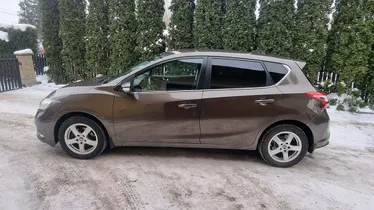 NISSAN Pulsar