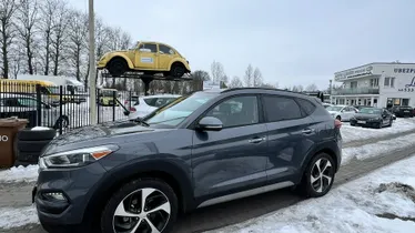 HYUNDAI Tucson