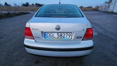 VOLKSWAGEN Bora