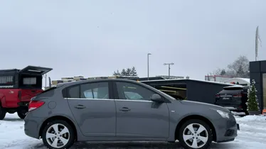 CHEVROLET Cruze