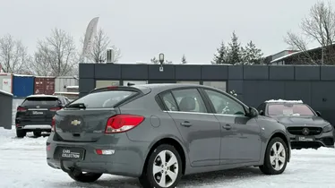 CHEVROLET Cruze