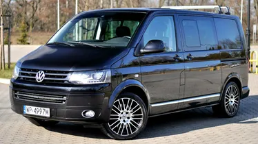 VOLKSWAGEN Multivan