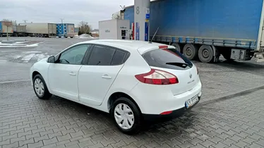 RENAULT Megane