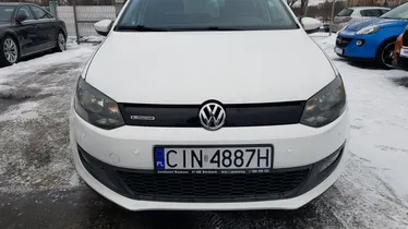 VOLKSWAGEN Polo