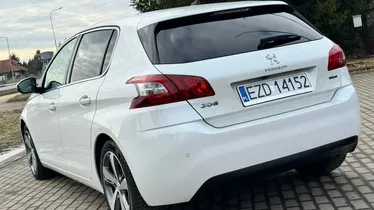 PEUGEOT 308