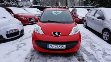 PEUGEOT 107