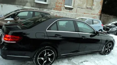 MERCEDES-BENZ E Klasa