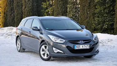 HYUNDAI i40