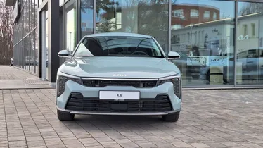 KIA K4