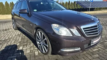 MERCEDES-BENZ E Klasa