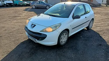PEUGEOT 206+