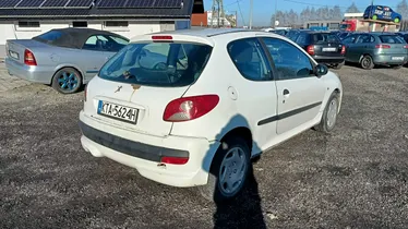 PEUGEOT 206+