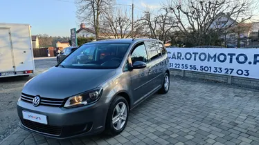 VOLKSWAGEN Touran