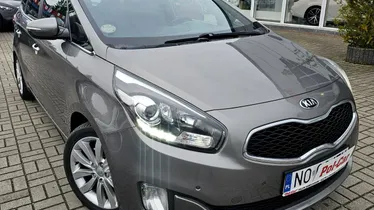 KIA Carens