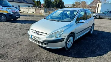 PEUGEOT 307