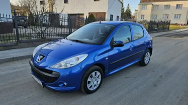 PEUGEOT 206+