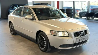 VOLVO S40