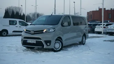 TOYOTA Proace Verso