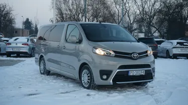 TOYOTA Proace Verso