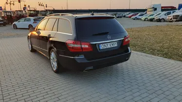 MERCEDES-BENZ E Klasa