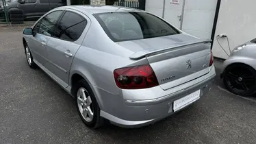 PEUGEOT 407