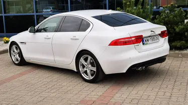 JAGUAR XE