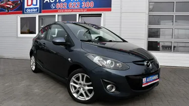 MAZDA 2