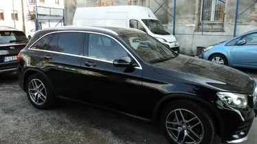 MERCEDES-BENZ GLC