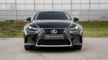 LEXUS IS