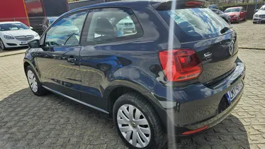 VOLKSWAGEN Polo